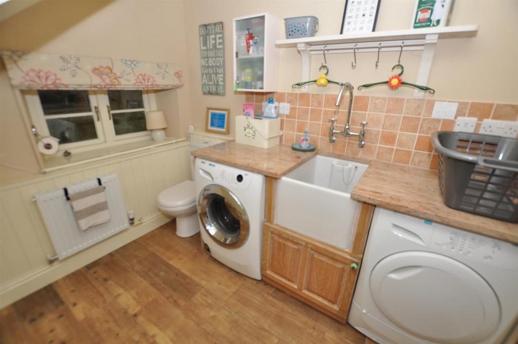 Washroom / Utility Room
