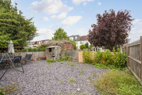 Meadway, Raynes Park SW20