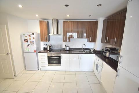 2 bedroom flat for sale, Basing House, Reading