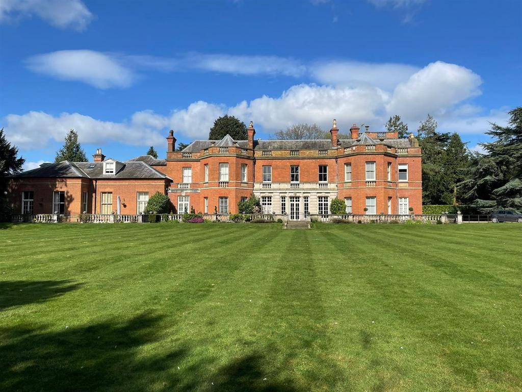 Hall Grounds
