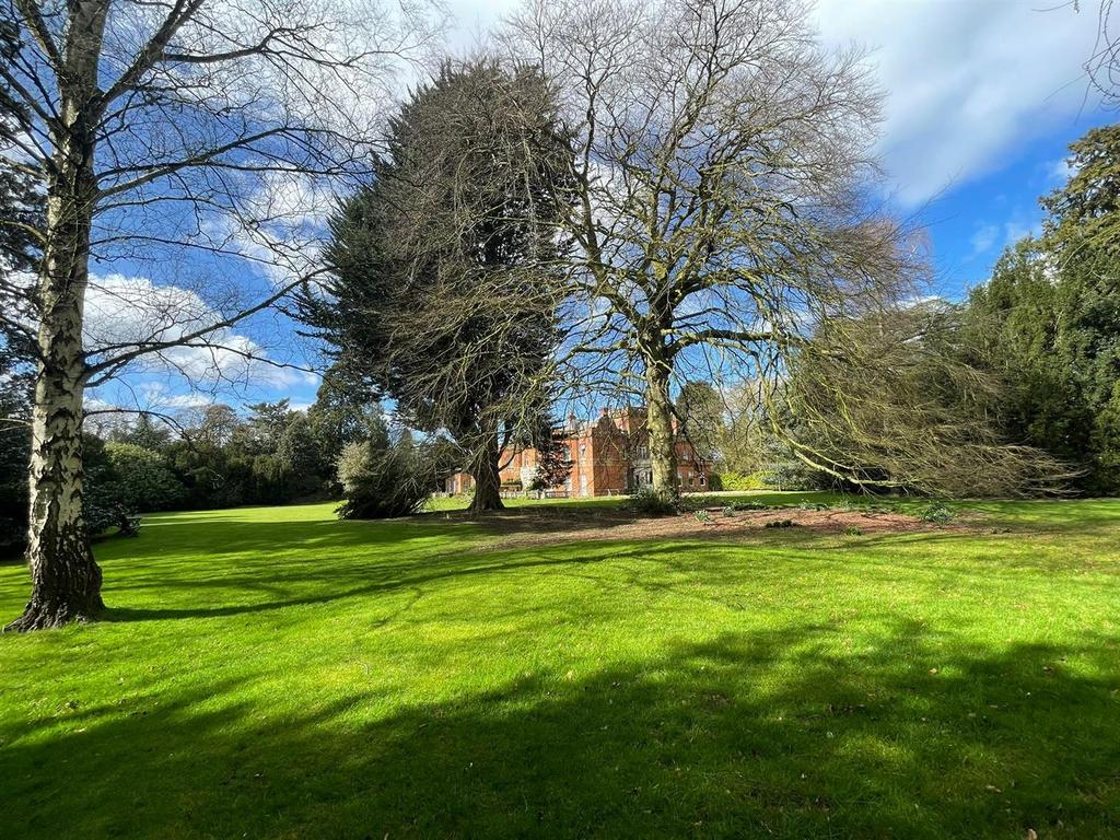 Hall Grounds