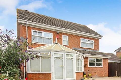 4 bedroom detached house for sale, Southwold Spur, Langley, Berkshire, SL3