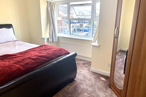 6 Southwold Spur, Slough, SL3 8XX