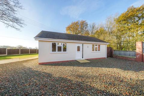 2 bedroom detached bungalow to rent, The Birches,  Leominster,  HR6
