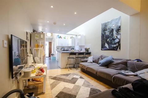 6 bedroom house to rent, Heeley Road, Birmingham B29