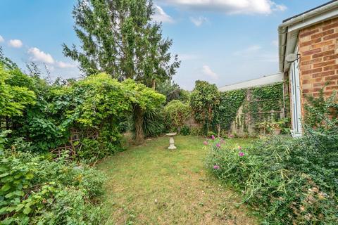 2 bedroom bungalow for sale, Burns Close, Long Crendon