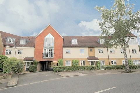 2 bedroom flat to rent, Fox Lane, London, N13
