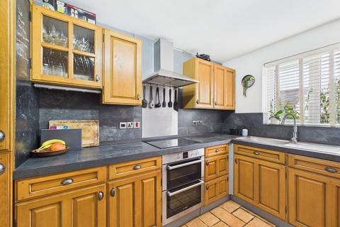 25 Barn Owl Close, Torquay, TQ2 7TN