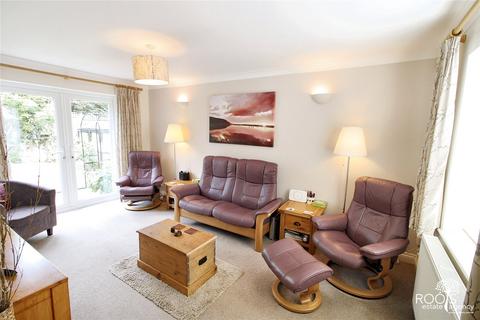 3 bedroom detached house for sale, Wansey Gardens, Berkshire RG14