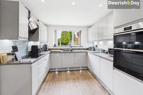 19 Beverley Close, Penkridge, Stafford, ST19 5SS