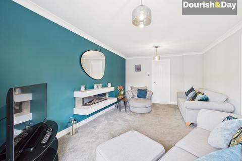 19 Beverley Close, Penkridge, Stafford, ST19 5SS