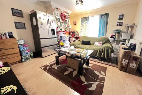 undefined, North Road, Chadwell Heath