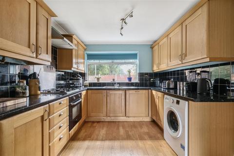 3 bedroom end of terrace house for sale, Plumpton Walk, Maidstone