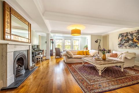 Southwood Lane, London, N6