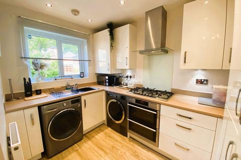 undefined, 32 Walter Mills Way, Oldham, OL4 3FU