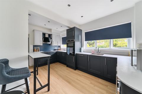 undefined, Barn Hill, Wembley Park
