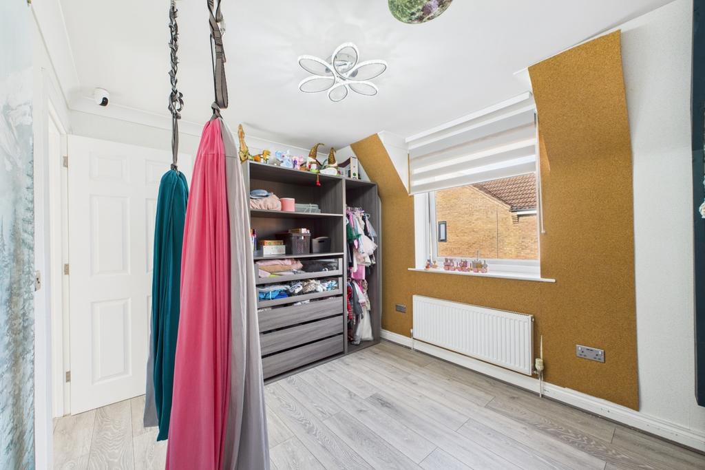 Ewe Move Spalding - Chamomile Way - Bedroom