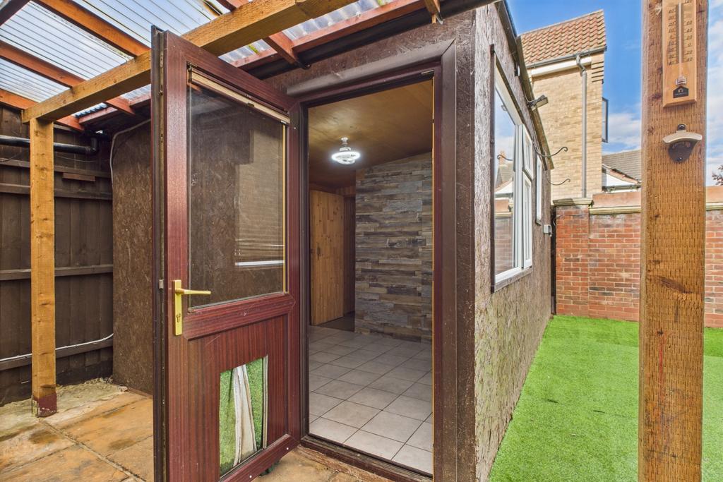 Ewe Move Spalding - Chamomile Way - Office