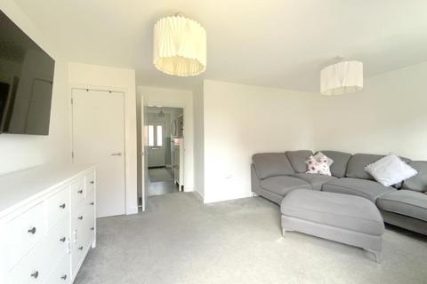 2 Bytham Close, Scartho Top, Grimsby, DN33 3TL