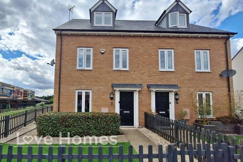 3 bedroom semi-detached house for sale, Chestnut Avenue, Silsoe, MK45 4GP