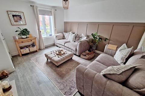 3 bedroom semi-detached house for sale, Chestnut Avenue, Silsoe, MK45 4GP