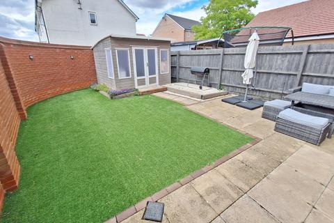 3 bedroom semi-detached house for sale, Chestnut Avenue, Silsoe, MK45 4GP