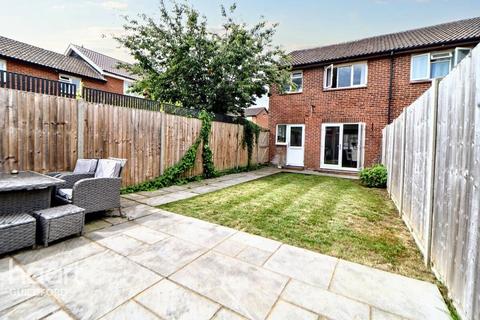 undefined, Fitzjohn Close, Guildford