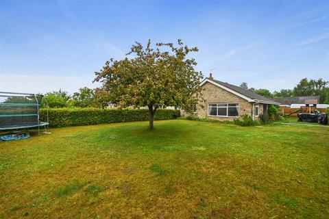 3 bedroom detached bungalow for sale, Silver Leys, Bentley