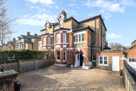 undefined, Earlsfield Road, London, SW18