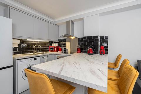 2 bedroom apartment for sale, Edgware Road, Hyde Park, London, W2
