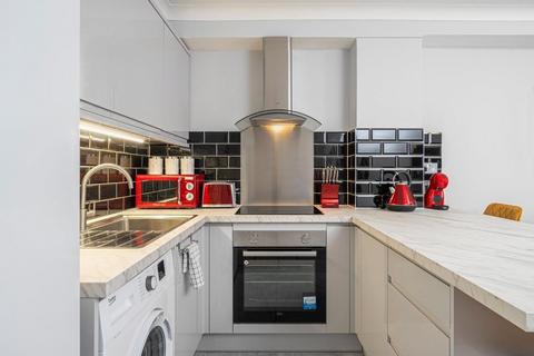 2 bedroom apartment for sale, Edgware Road, Hyde Park, London, W2