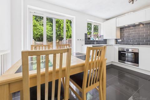 2 bedroom house for sale, Foyle Close, Stevenage SG1