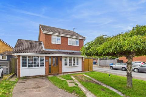 3 bedroom detached house for sale, Ganges Road, Ipswich IP9