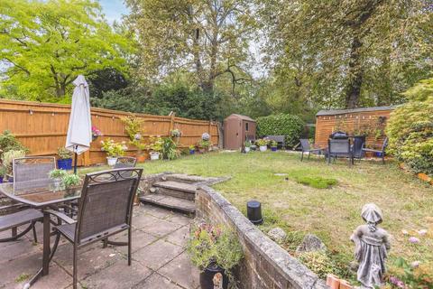 4 bedroom semi-detached house for sale, Diana Close, George Green SL3