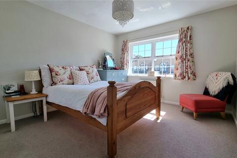 3 bedroom detached house for sale, Bryony Gardens, Gillingham, SP8