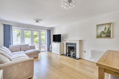 undefined, Bankside, Epsom Downs