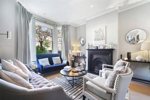 12 Arminger Road, London, W12 7BB