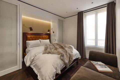 undefined, Curzon Street, London, W1J