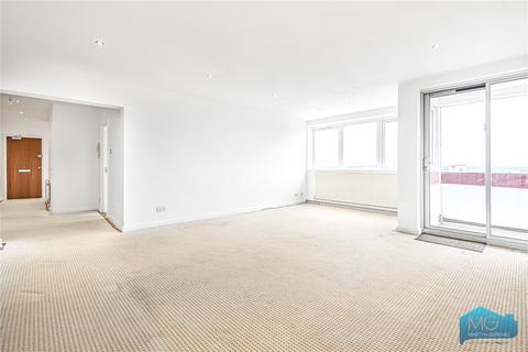 3 bedroom apartment for sale, Ballards Lane, London, N3