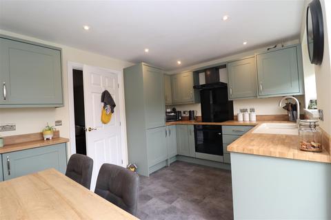 3 bedroom semi-detached house for sale, Aire Close, Brough