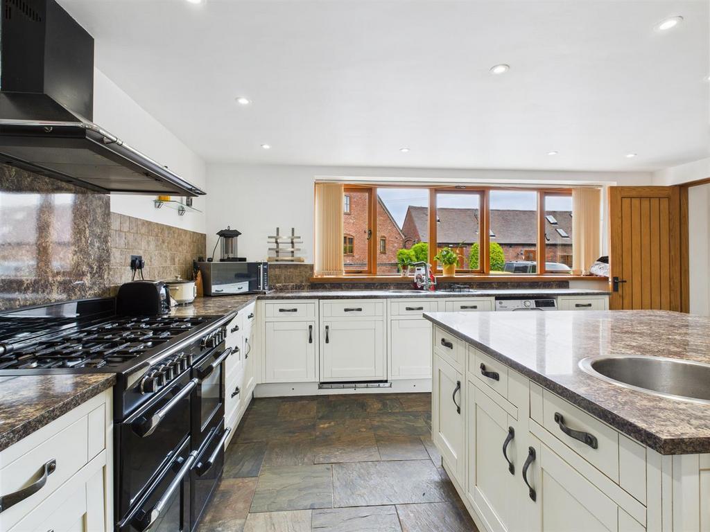 Breakfast Kitchen