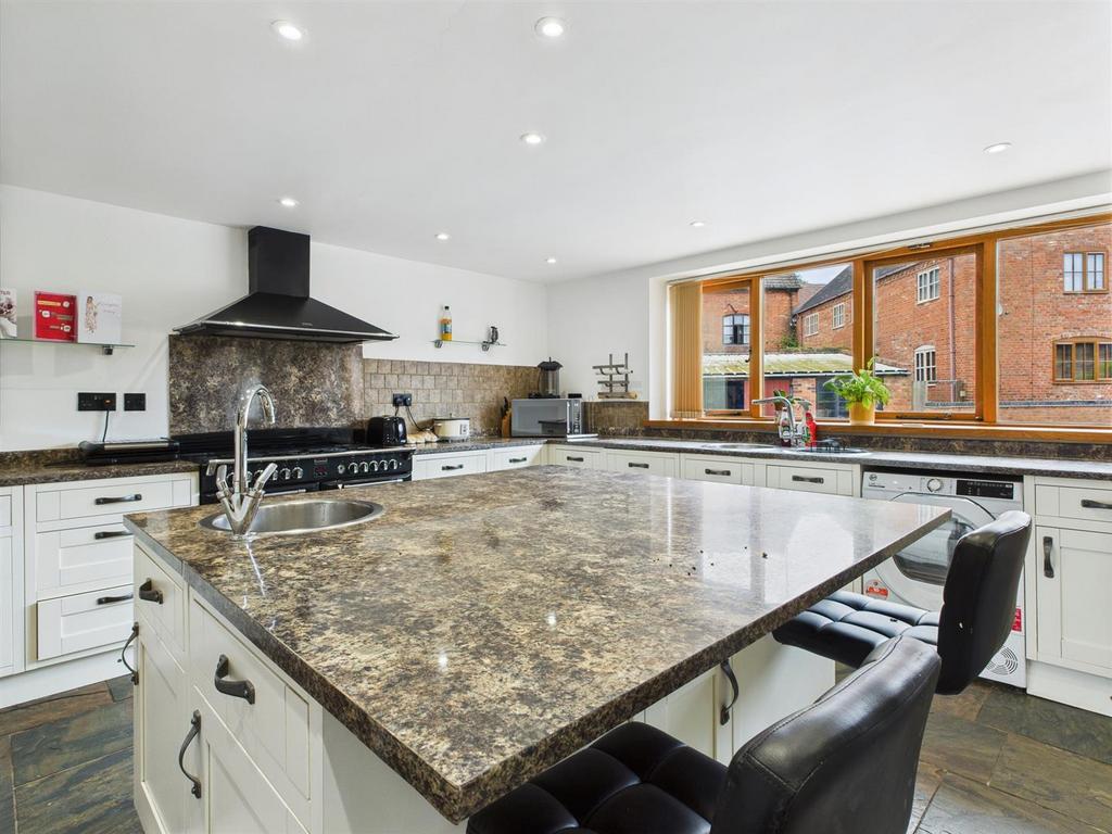 Breakfast Kitchen