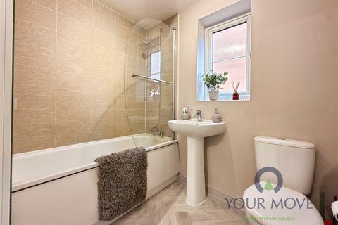 16 Eshlands Brook, Barnsley, S71 5SH