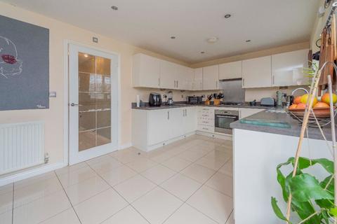 4 bedroom detached house to rent, Newport TF10