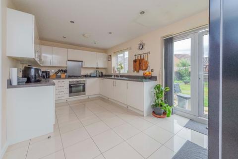 4 bedroom detached house to rent, Newport TF10