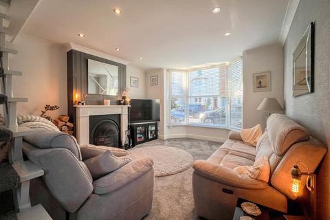21 Mildmay Road, Burnham-on-crouch, CM0 8ED