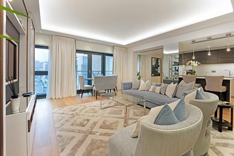 2 bedroom apartment to rent, Kensington Gardens Square, W2