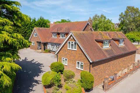 6 bedroom detached house for sale, Chelmsford CM3