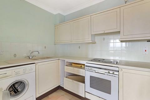 1 bedroom apartment for sale, Albert Road, Buckhurst Hill, IG9