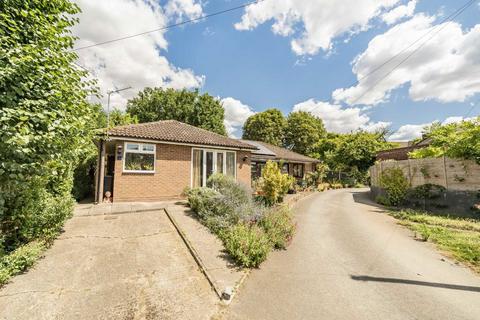 undefined, Aylmer Road, London N2